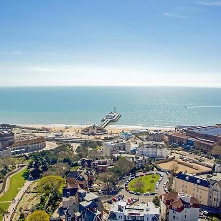 Flat-B, 4 Adults, 20 Mins To Beach, Netflix, Wifi, Sleeps 4 Adults Bournemouth Exterior foto
